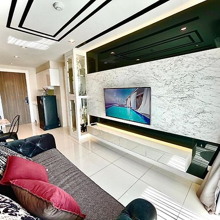 Apartmán Deamber Bangsare Pattaya Bang Sare Exteriér fotografie
