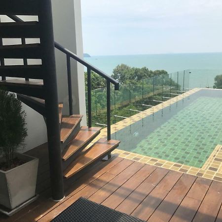 Apartmán Deamber Bangsare Pattaya Bang Sare Exteriér fotografie